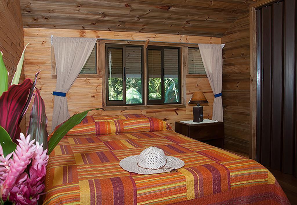 Pirate Cove Hotell Drakes Bay Rom bilde